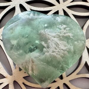 Coeur Fluorite verte plume