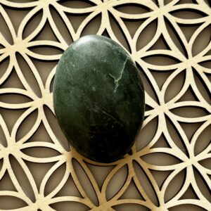 Galet Jade Verte d'Afganistan  6cm